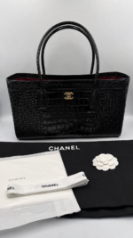 ⁦Chanel Executive Cerf Tote⁩ - الصورة ⁦2⁩