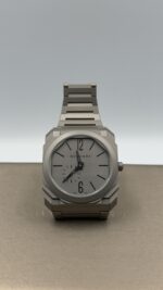 أكتو فينيسيمو أوتوماتيك (Octo Finissimo Automatic).