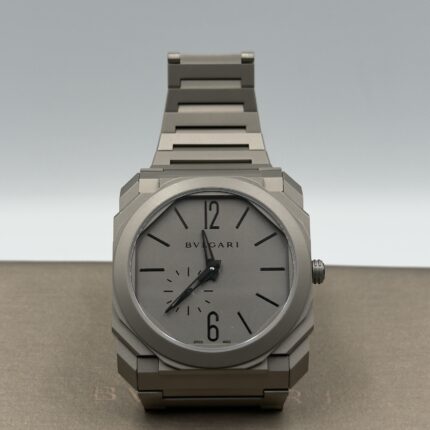 أكتو فينيسيمو أوتوماتيك (Octo Finissimo Automatic).
