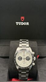 بلاك باي كرونو (Black Bay Chrono)
