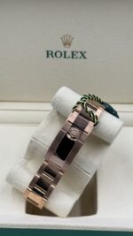 ⁦Rolex Cosmograph Daytona "Rainbow"⁩ - الصورة ⁦3⁩