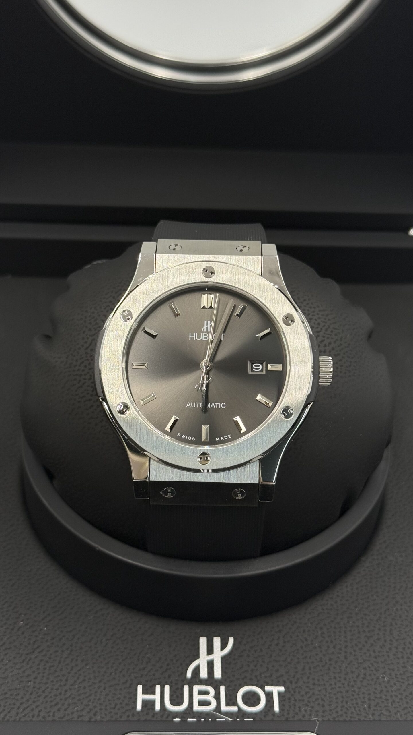 img_7687-2 Hublot - الصورة 1